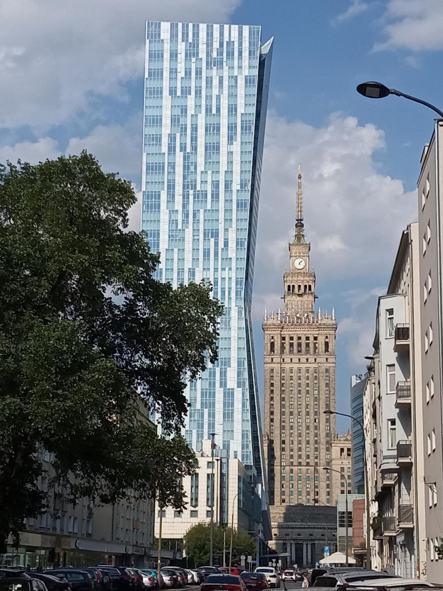 Center-zlota Str. Apartament *