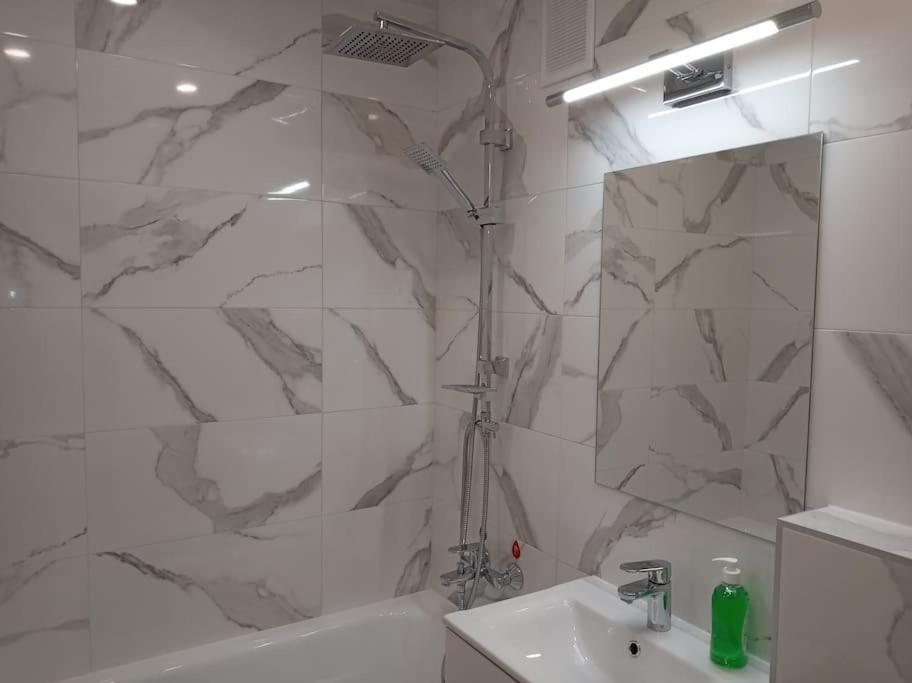 Center-zlota Str. Apartment Warsaw